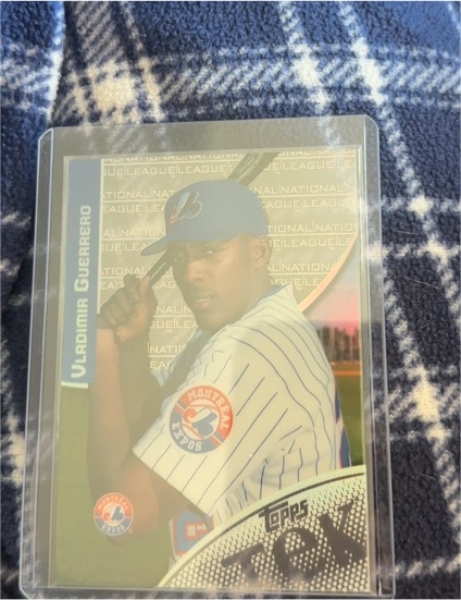 2000 Topps Tek #31-1 Vladimir Guerrero — front