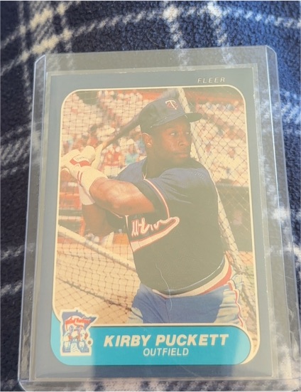 1986 Fleer #401 Kirby Puckett — front