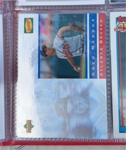 1995 Upper Deck Denny's Holograms #14 Greg Maddux — front
