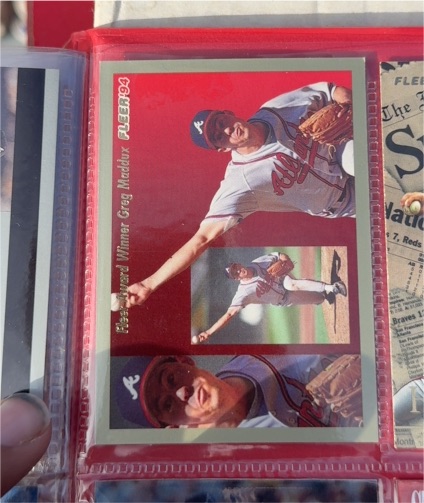 1994 Fleer Award Winners #4 Greg Maddux — front