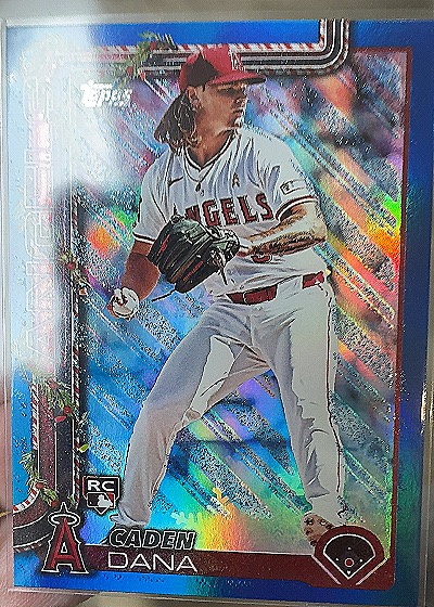2025 Topps Holiday #H133 Caden Dana — front
