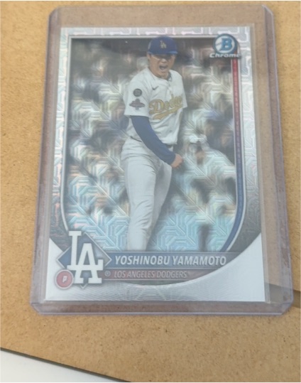2025 Bowman Chrome #76 Yoshinobu Yamamoto — front