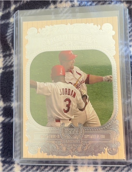 1999 Upper Deck Century Legends Memorable Shots #HR10 Mark McGwire — front