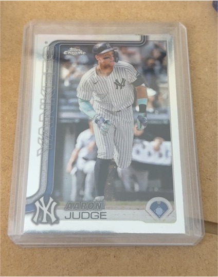 2025 Topps Chrome #99 Aaron Judge — front