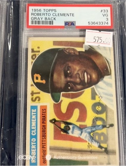 1956 Topps #33 Roberto Clemente — front