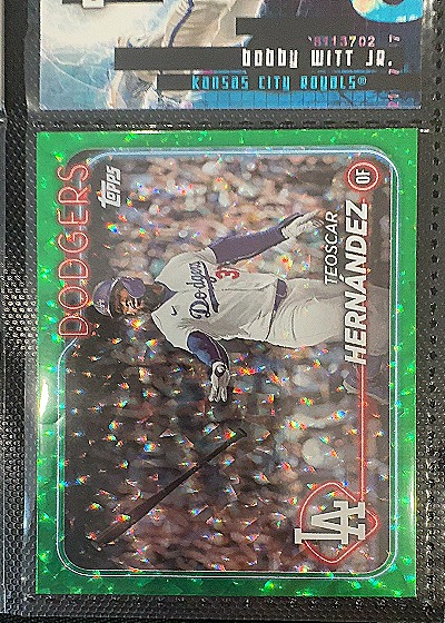 2024 Topps Chrome #57 Teoscar Hernandez — front