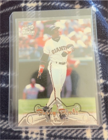 1998 Pacific Paramount #242 Barry Bonds — front