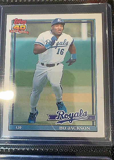 1991 Topps #600 Bo Jackson — front