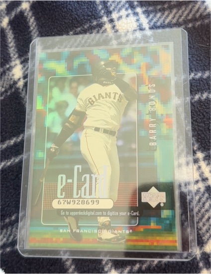 2000 Upper Deck e-Card #E6 Barry Bonds — front