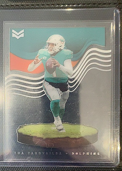 2022 Panini Chronicles Magnitude #MAG-7 Tua Tagovailoa — front