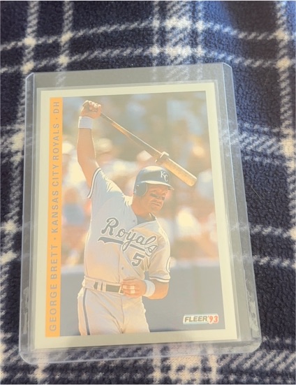 1993 Fleer #236 George Brett — front