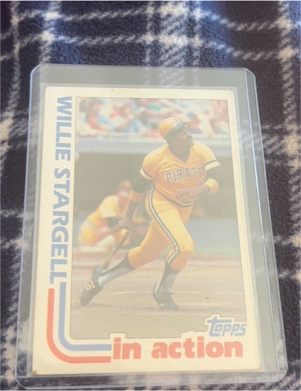 1982 Topps #716 Willie Stargell — front