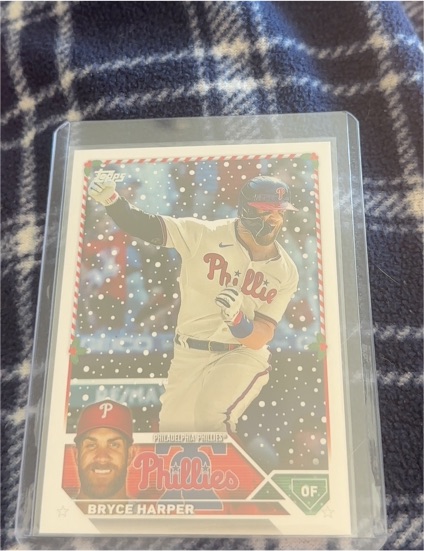 2023 Topps Holiday #H84 Bryce Harper — front