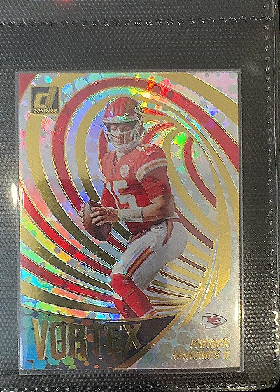 2022 Panini Donruss Football Patrick Mahomes #VTX-1 Vortex — front