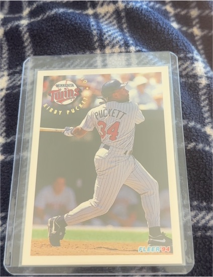 1994 Fleer Kirby Puckett — front