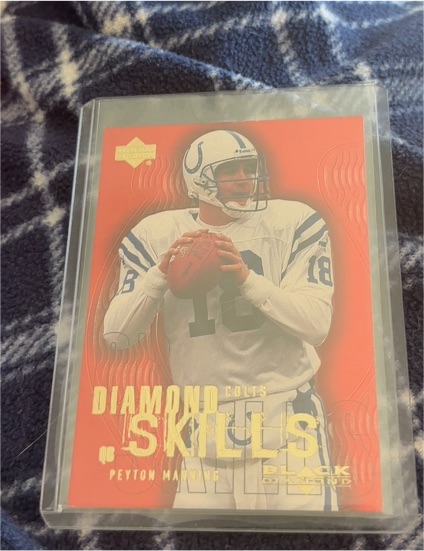 2000 Upper Deck Black Diamond #DS7 Peyton Manning Diamond Skills — front