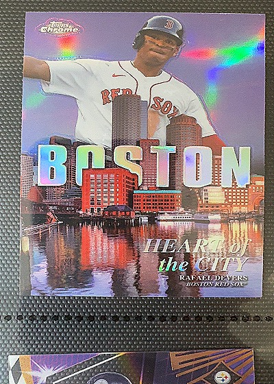 2022 Topps Chrome Heart of the City #HOC-15 Rafael Devers — front