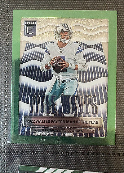 2023 Panini Donruss Elite #TW-2 Dak Prescott Title Waves Green Dallas Cowboys — front