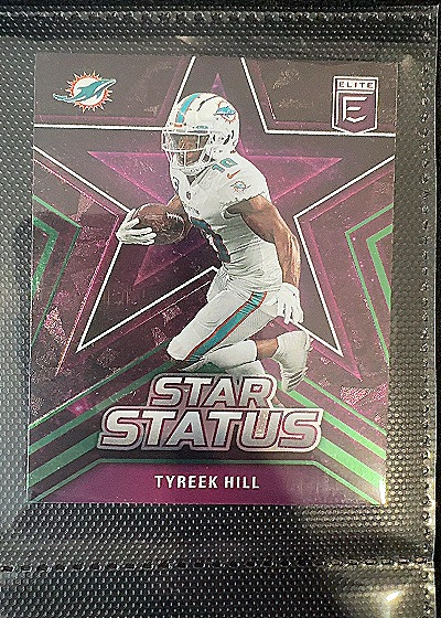 2023 Panini Donruss Elite #12 Tyreek Hill Star Status — front