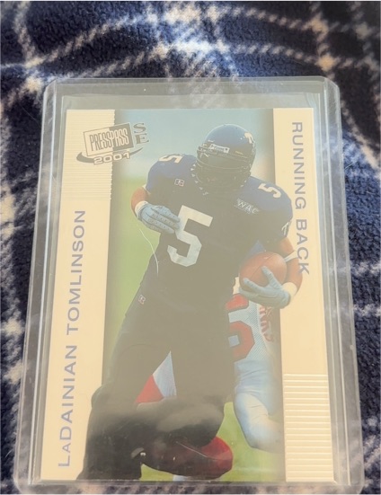 2001 Press Pass SE #11 LaDainian Tomlinson — front