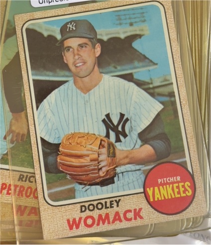 1968 Topps #431 Dooley Womack — front