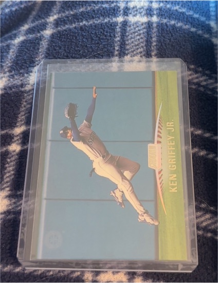 1999 Topps Stadium Club #200 Ken Griffey Jr. — front
