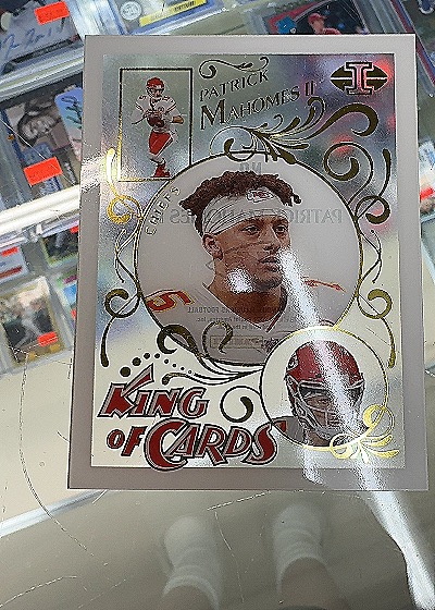 2021 Panini Illusions #KC-1 Patrick Mahomes II King of Cards — front