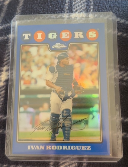 2008 Topps Chrome #24 Ivan Rodriguez — front