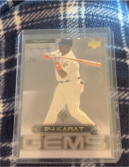 2000 Upper Deck Gold Reserve 24-Karat Gems #K14 Tony Gwynn — front