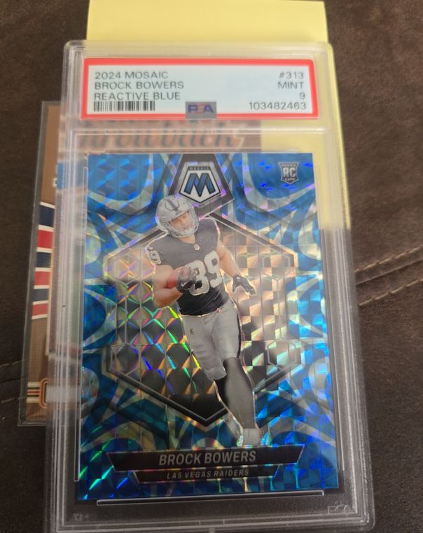 2024 Panini Mosaic #313 Brock Bowers Reactive Blue — front