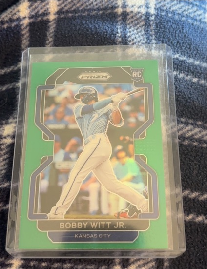 2022 Panini Prizm #33 Bobby Witt Jr. — front