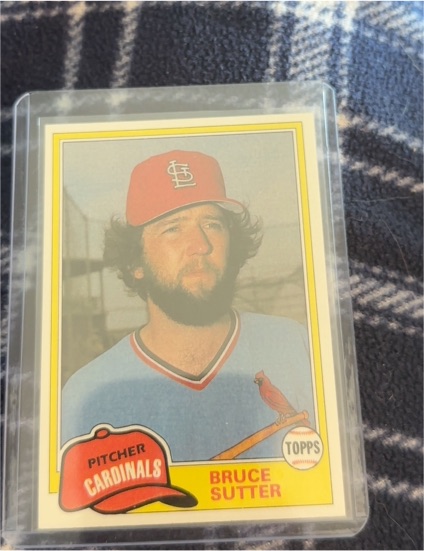 1981 Topps Traded #838 Bruce Sutter — front