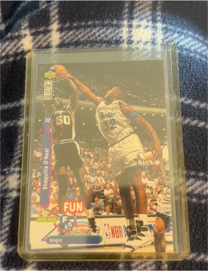 1995-96 Upper Deck Collector's Choice #184 Shaquille O'Neal — front
