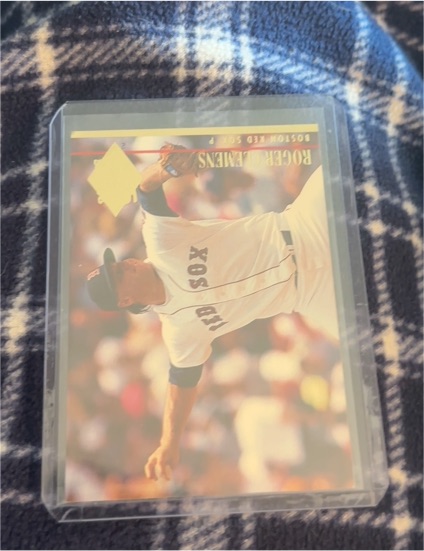 1993 Topps #705 Roger Clemens — front