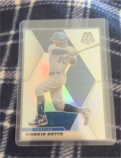 2021 Panini Mosaic Silver Prizm #144 Mookie Betts — front