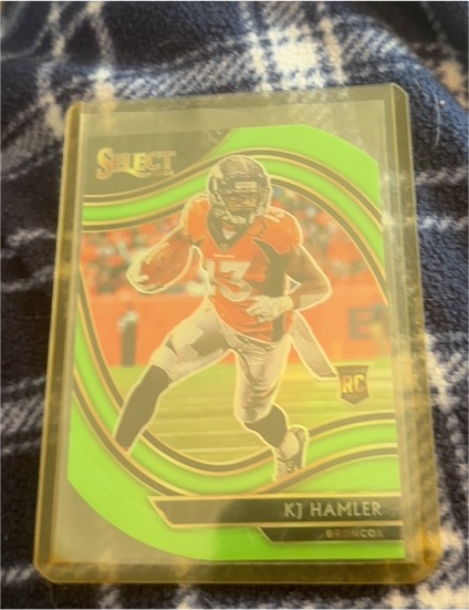 2020 Panini Select Field Level Neon Green Die Cut Rookie KJ Hamler — front