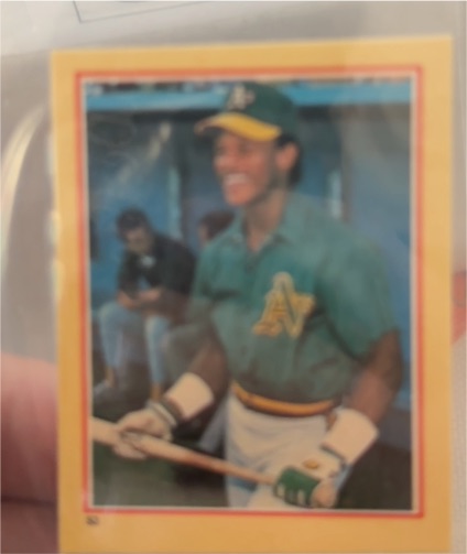 1982 Topps #221 Rickey Henderson — front
