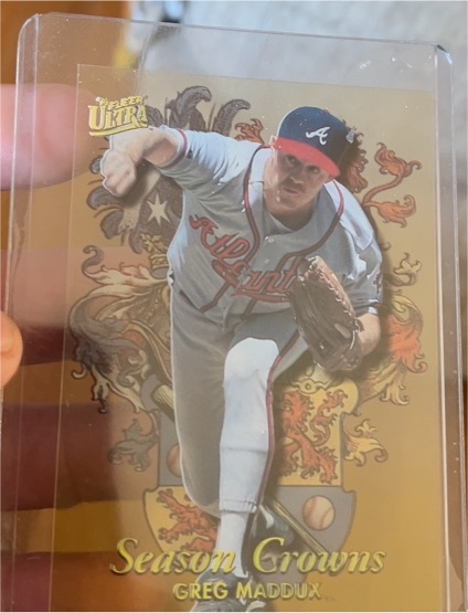 1996 Fleer Ultra Season Crowns Greg Maddux — front