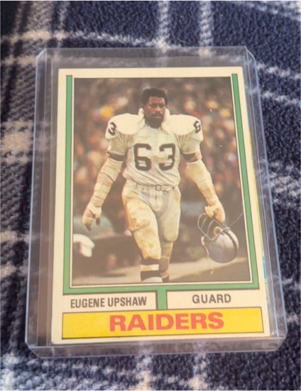 1974 Topps #65 Eugene Upshaw — front