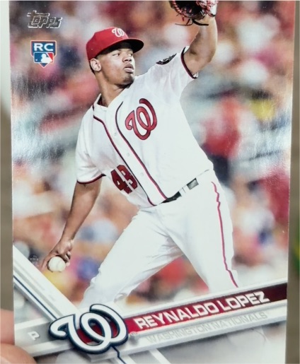 2017 Topps #120 Reynaldo Lopez — front