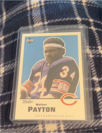 1999 Upper Deck Retro #27 Walter Payton — front