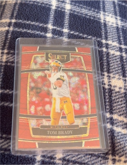 2022 Panini Select Draft Picks #32 Tom Brady — front