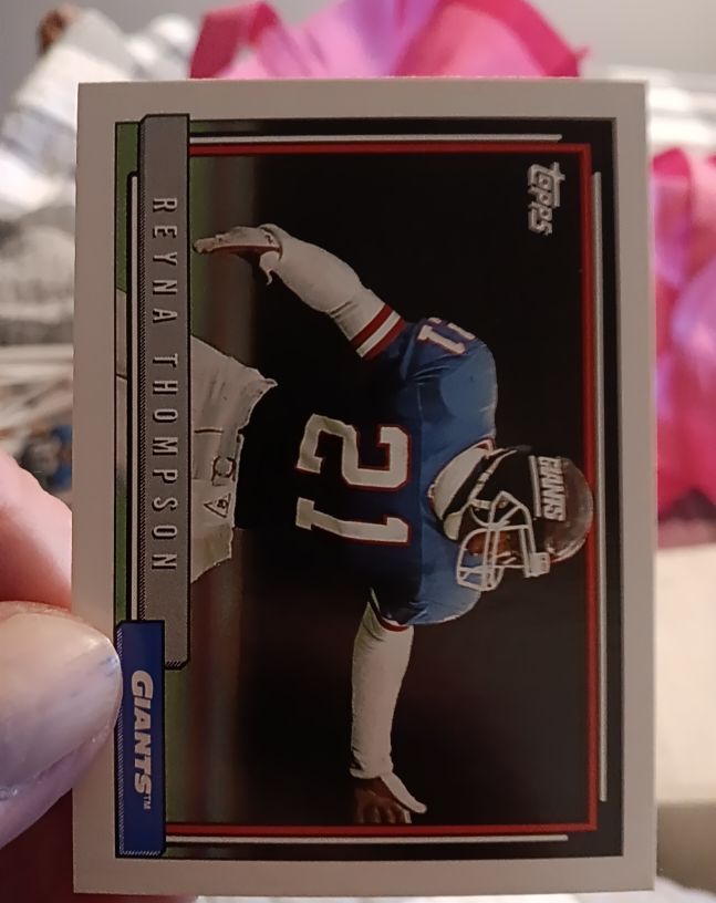 1992 Topps #9 Reyna Thompson New York Giants — front