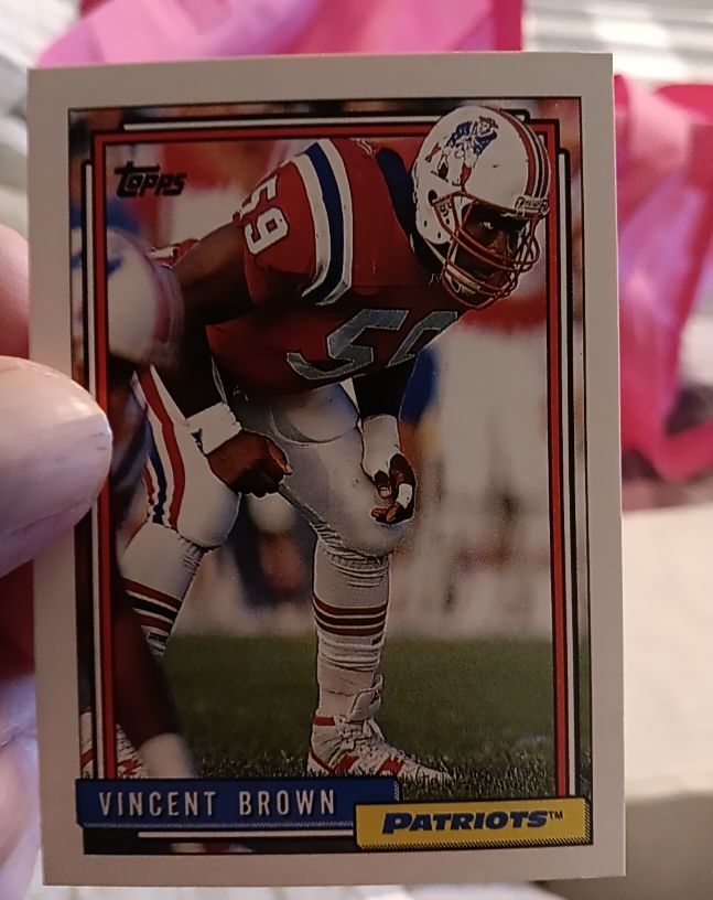 1992 Topps #142 Vincent Brown — front
