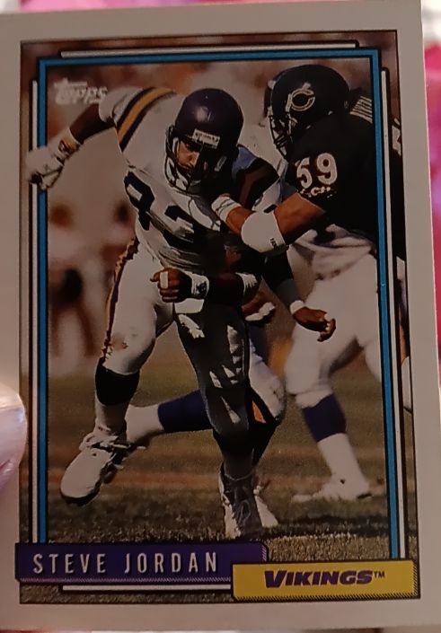 1992 Topps #324 Steve Jordan Minnesota Vikings — front