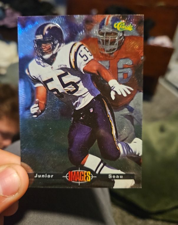 1994 Classic Images #73 Junior Seau — front