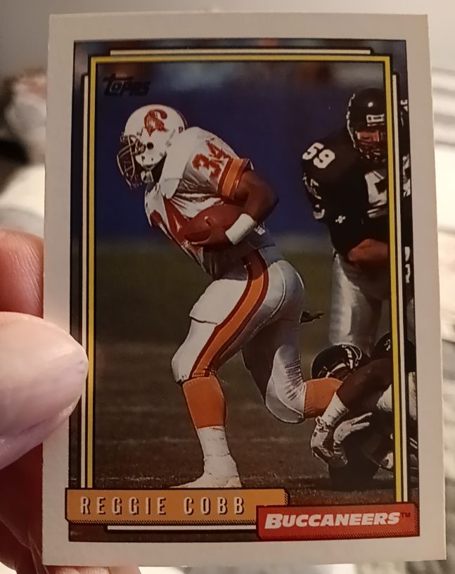 1992 Topps #221 Reggie Cobb — front