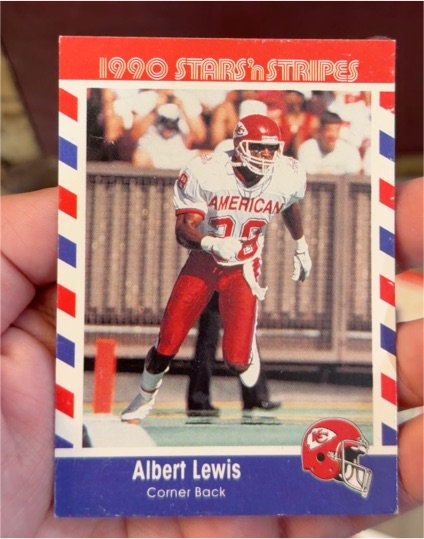 1990 Asher Candy Stars 'n Stripes #8 Albert Lewis — front