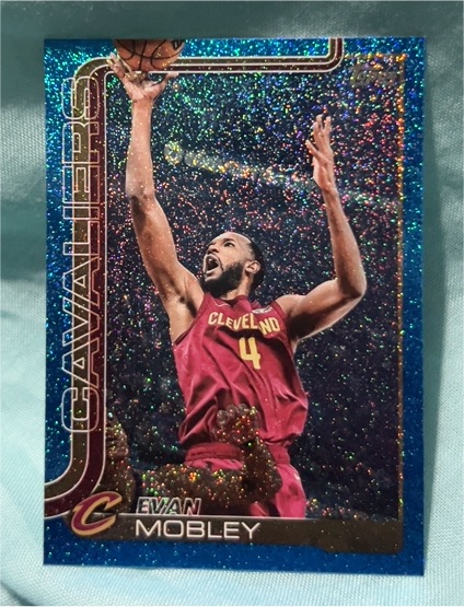 2025-26 Topps Basketball #82 Evan Mobley — front