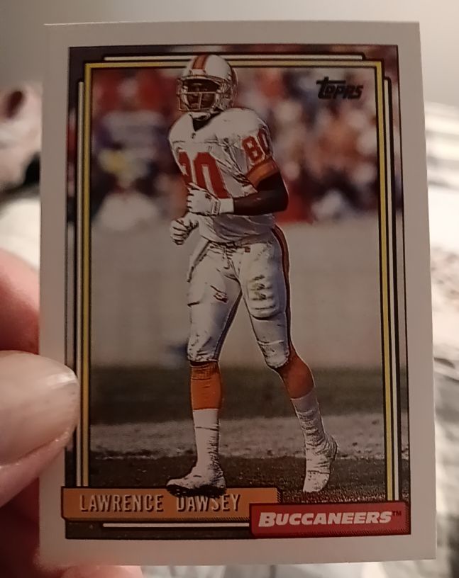 1992 Topps #18 Lawrence Dawsey — front